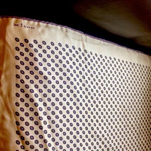 Kiton pocket scarf 🔥